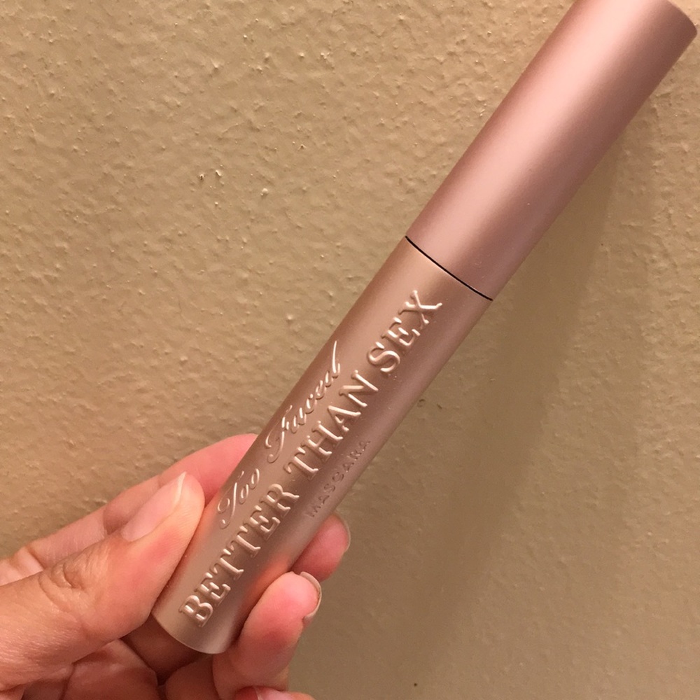 Too Faced better than sex mascara